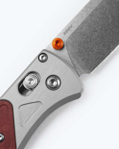 Benchmade Bugout® | Grey/Redstone Aluminum & Richlite | 535 - 09 - timberknives.com