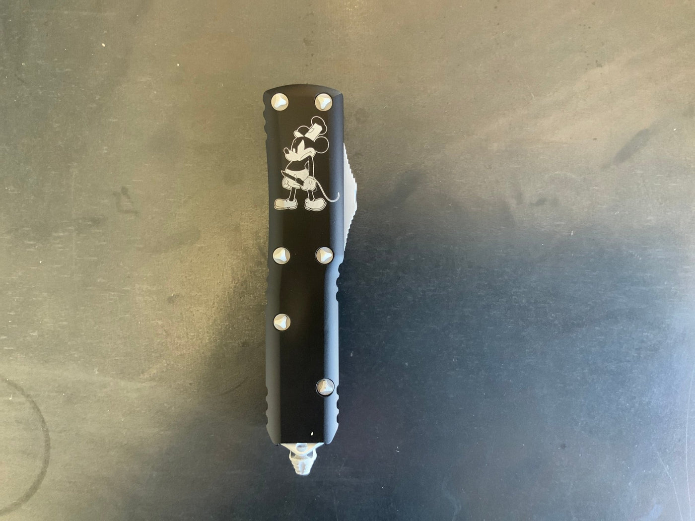 Microtech Ultratech D/E OTF Automatic Steamboat Willie (3.4" White) 122 - 10 SB - timberknives.com