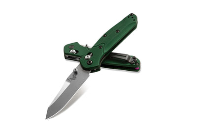 Benchmade 945 Mini Osborne Folding Knife - CPM - S30V Steel, Manual Opening, Premium EDC Pocket Knife - timberknives.com
